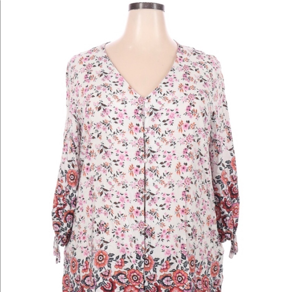 Weekend by Suzanne Betro pls size 2X floral top - Picture 2 of 8